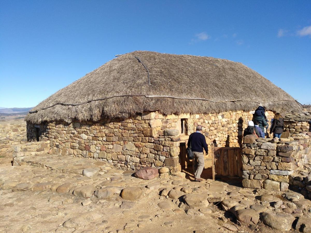 Vila El Nido Del Mirlo Casarejos Exteriér fotografie